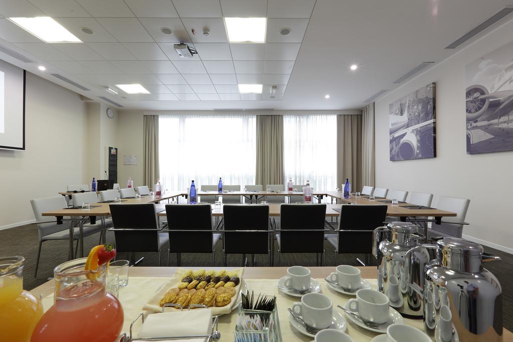 Best Western Premier Chc Airport Genoa Exterior photo